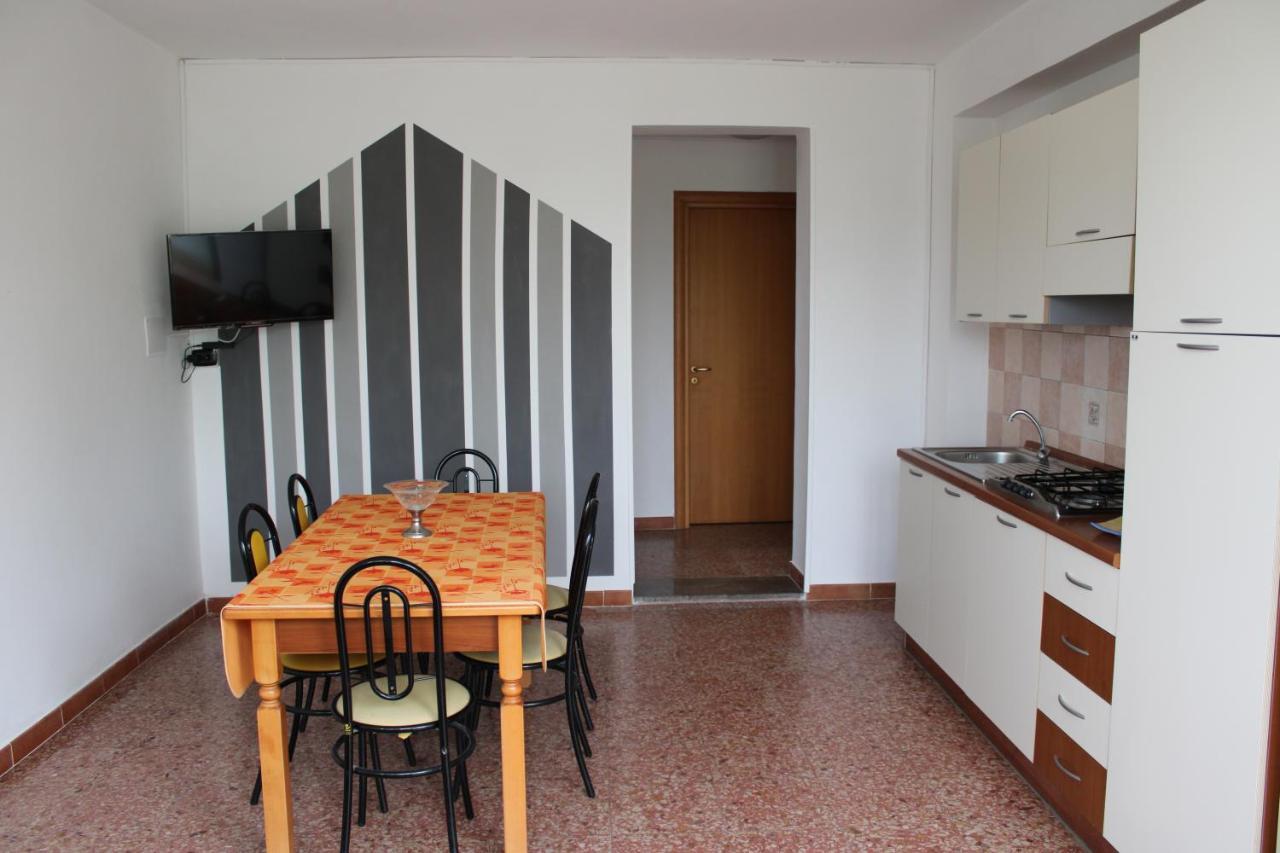 B&B Il Giardino Delle Meraviglie Melito di Porto Salvo Kültér fotó