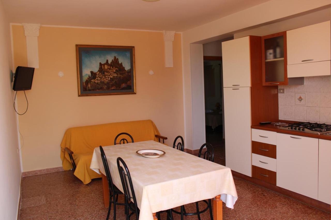 B&B Il Giardino Delle Meraviglie Melito di Porto Salvo Kültér fotó